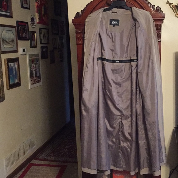 Coat - Picture 2 of 5